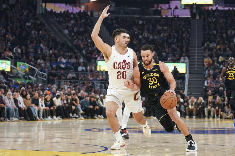 吴曦利用他 吴曦利用他